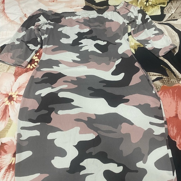 Camouflage Off-Shoulder Dress - Picture 2 of 2